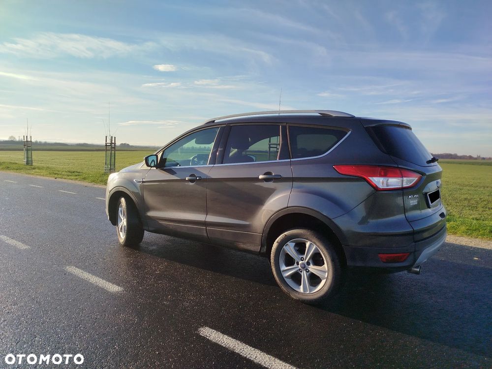 Ford Kuga - 11