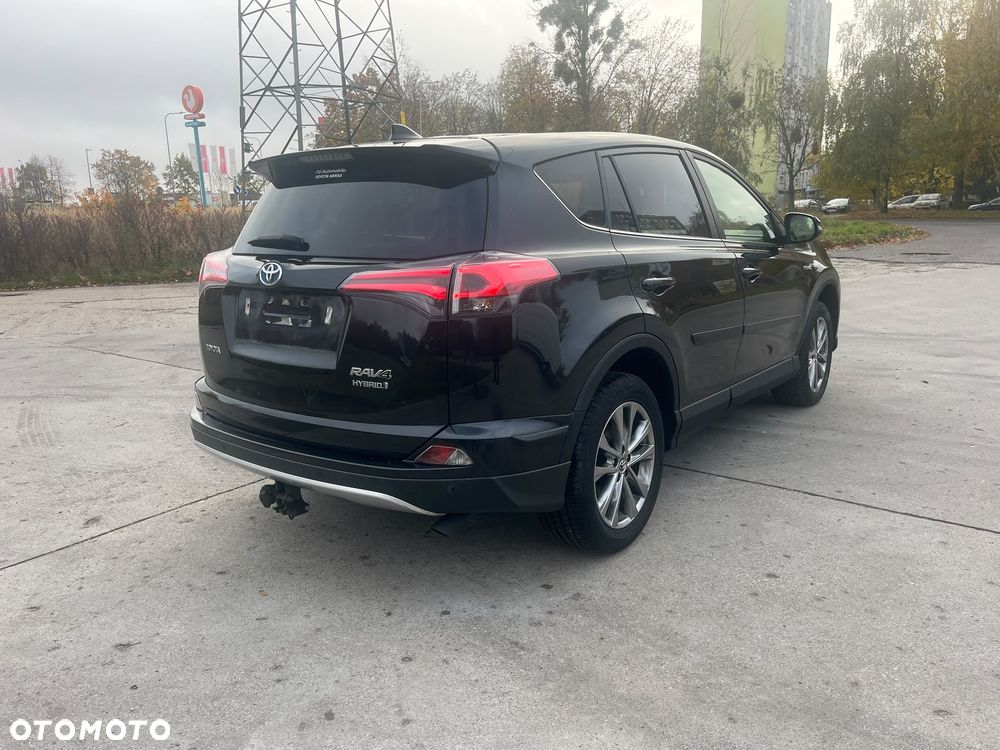 Toyota RAV4 - 10