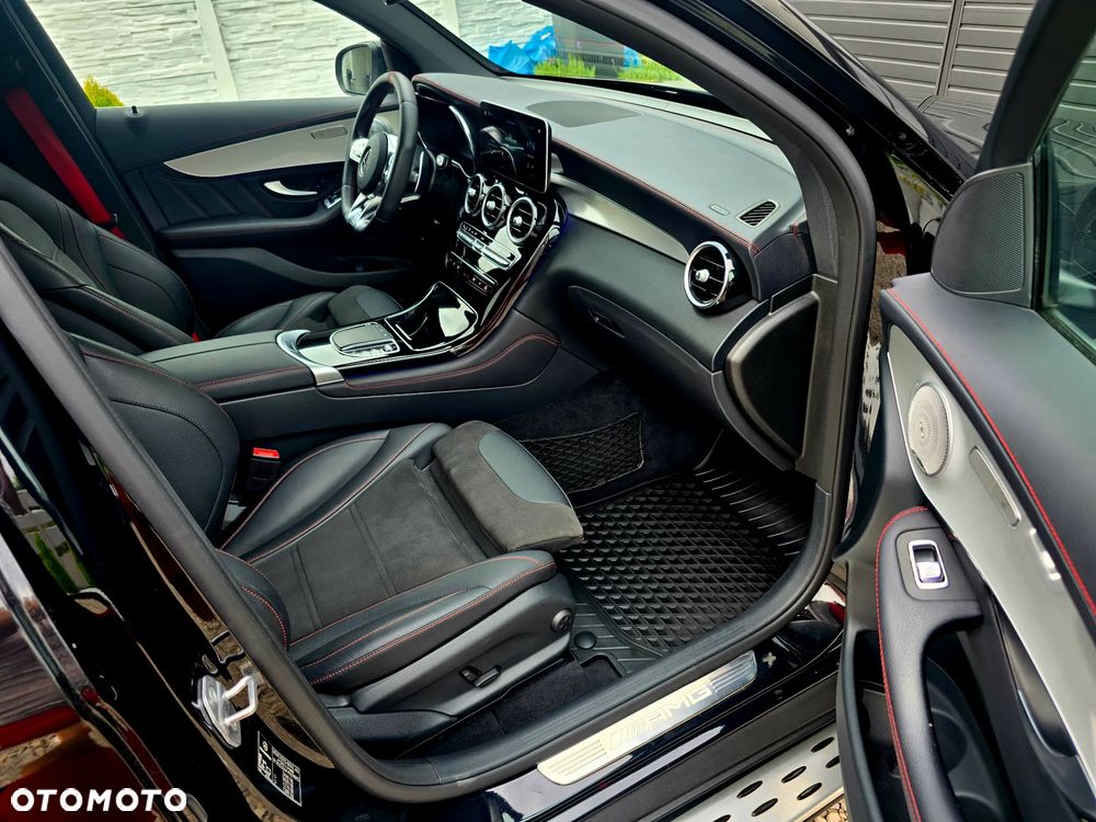 Mercedes-Benz GLC - 21