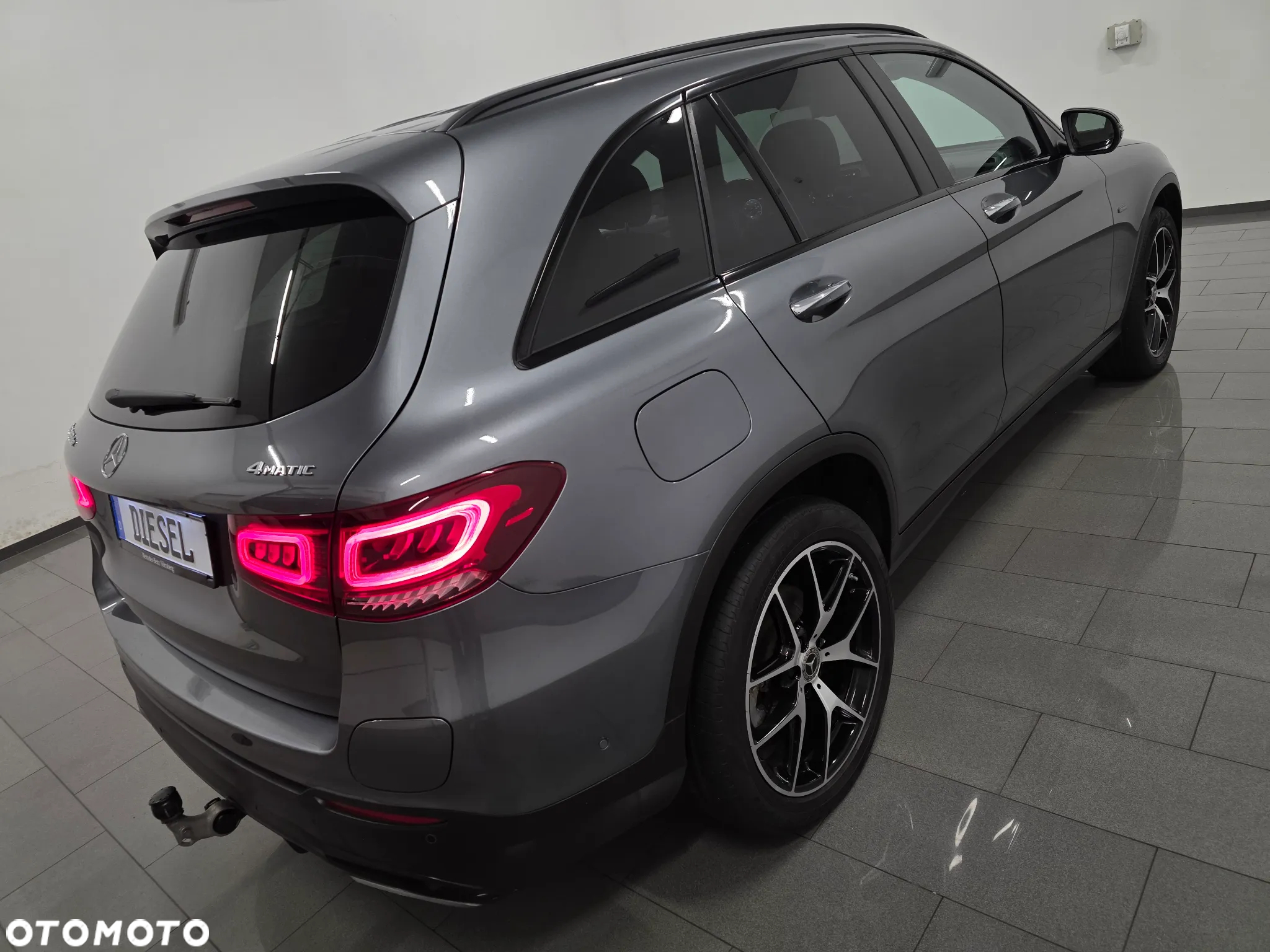 Mercedes-Benz GLC 220 d 4Matic 9G-TRONIC AMG Line Plus - 6
