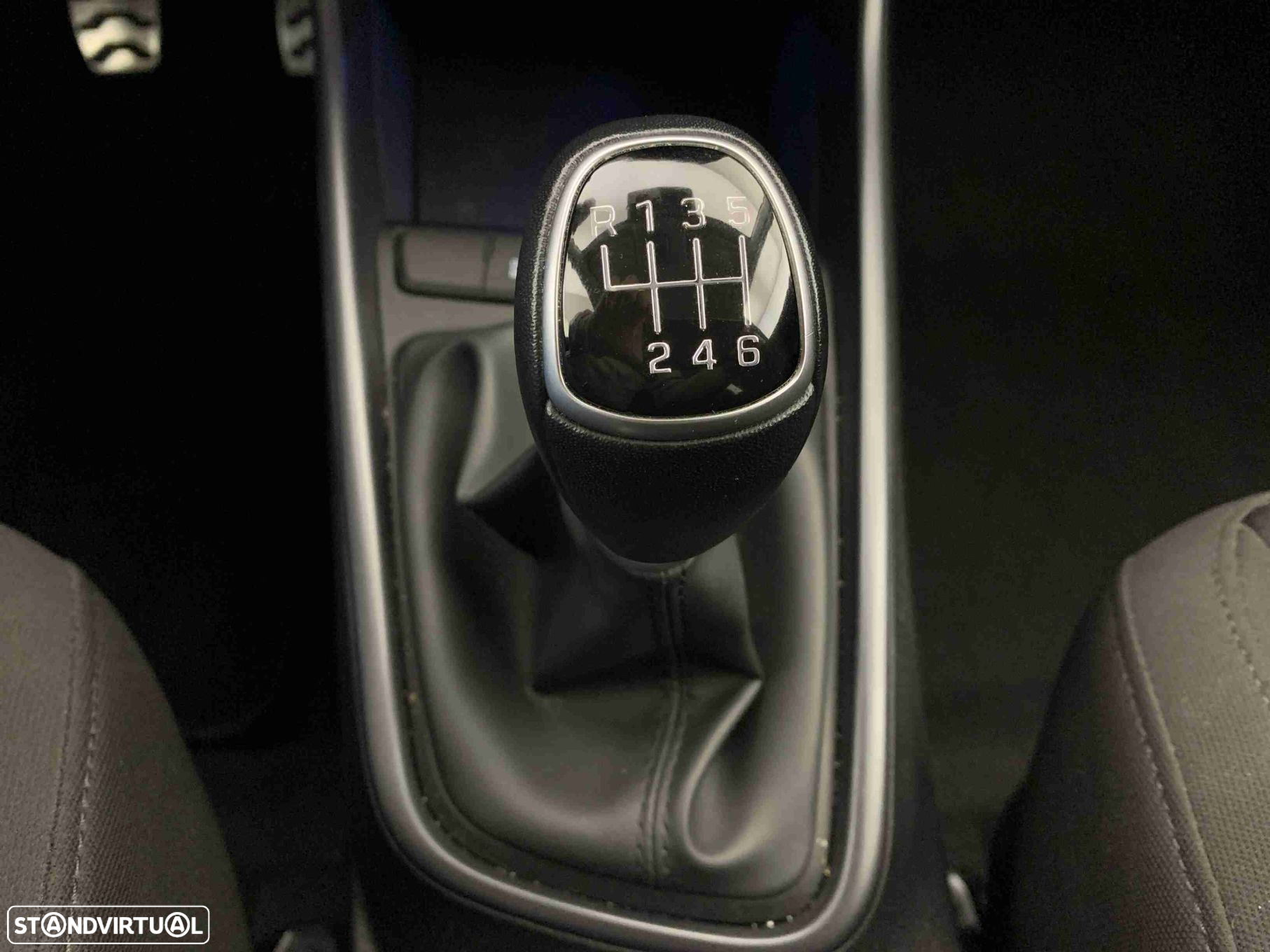 Hyundai Bayon 1.0 T-GDI Premium - 10