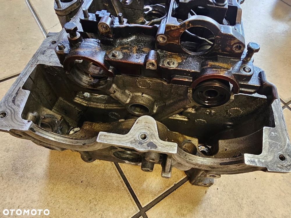 GŁOWICA SILNIKA BMW E46 E90 E91 N46 2.0 1.8B N45B16A 75054229 - 5