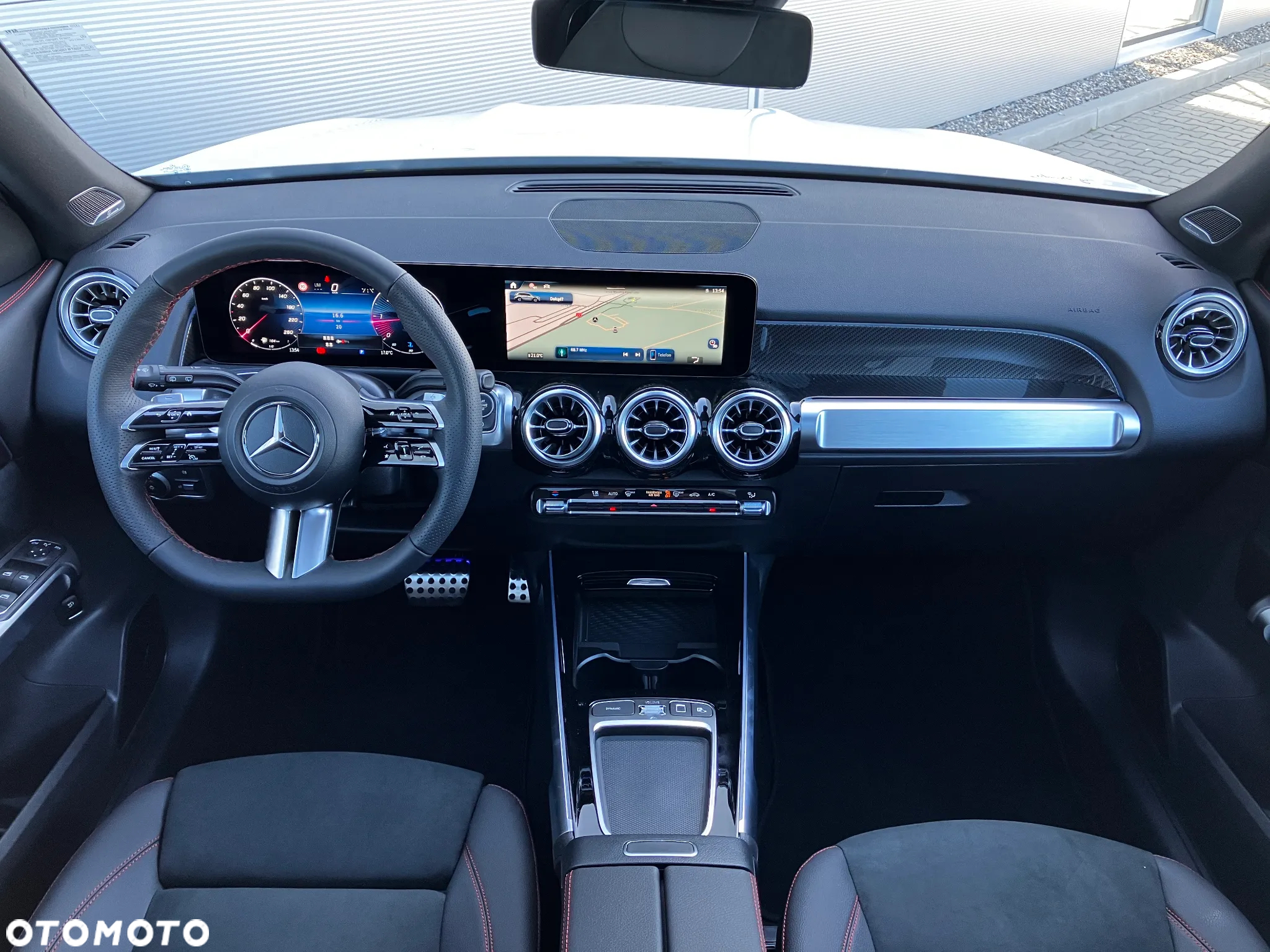 Mercedes-Benz GLB 220 d 4-Matic 8G-DCT - 7