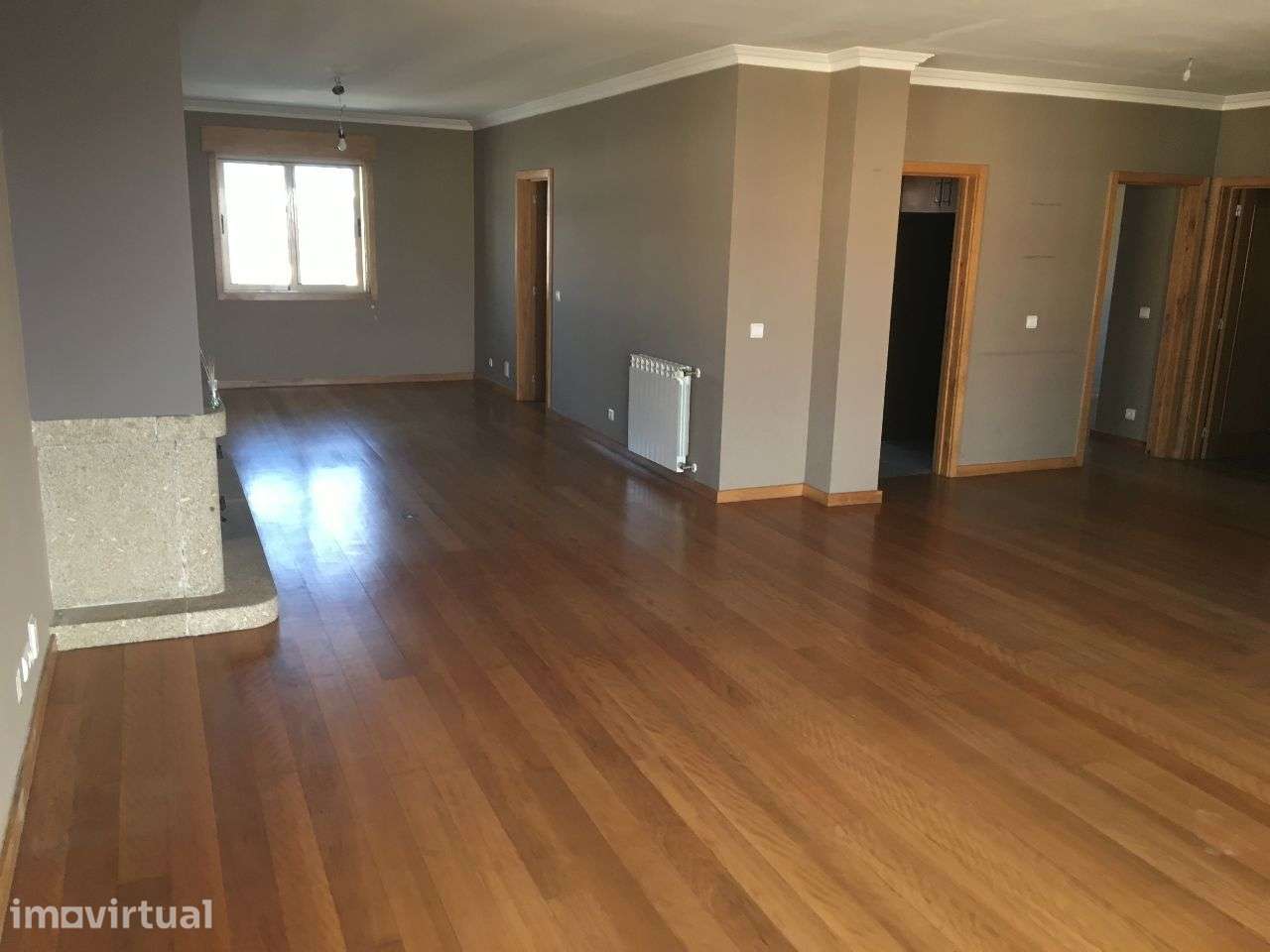 T4 Duplex junto ao Norteshoping - Grande imagem: 4/21