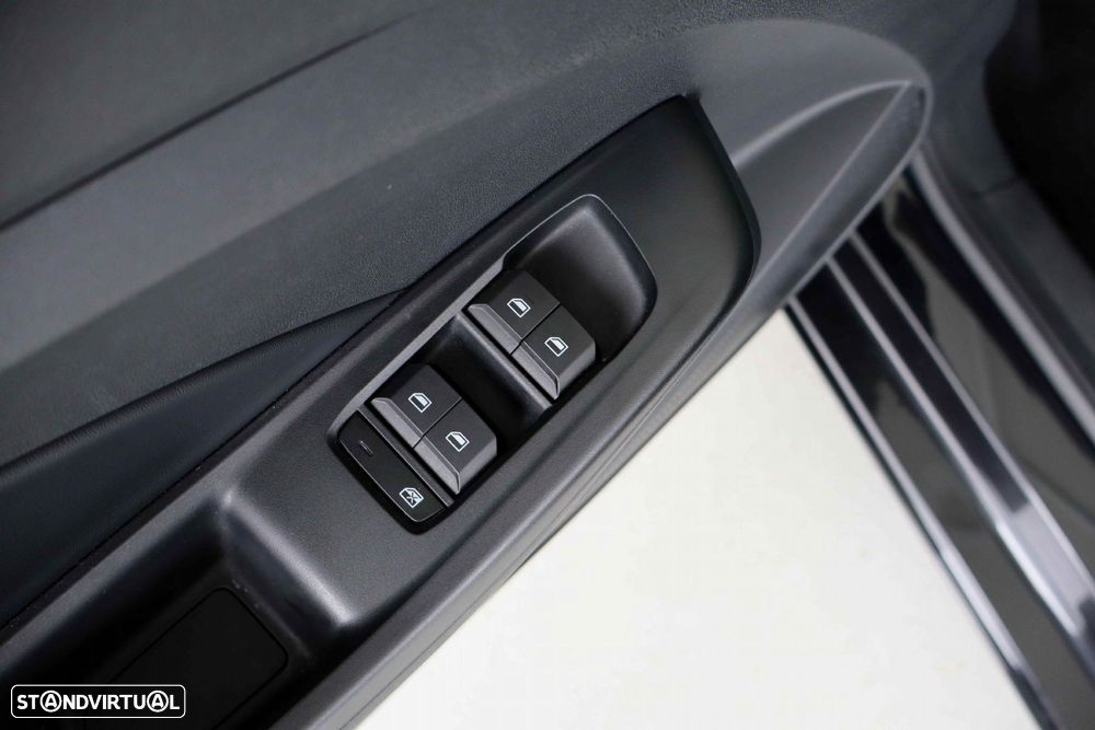 MG MG3 1.5 L Hybrid+ Comfort - 12