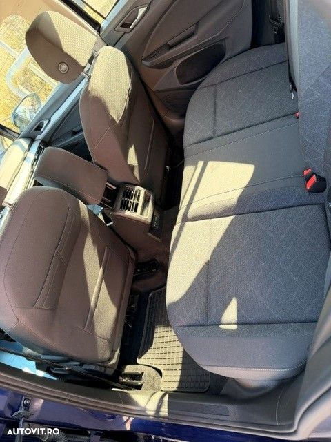 Volkswagen Golf 2.0 TDI Style - 12