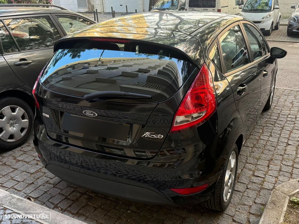 Ford Fiesta - 5