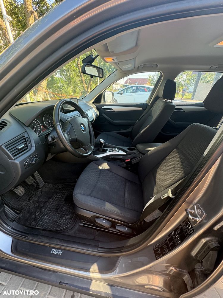 BMW X1 2010 — imagine 13