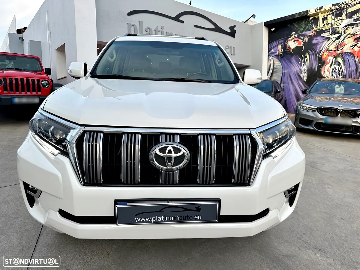 Toyota Land Cruiser Prado - 8