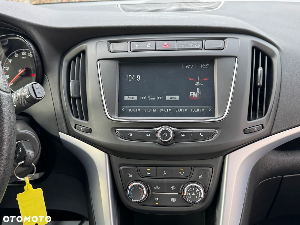 Opel Zafira - 10