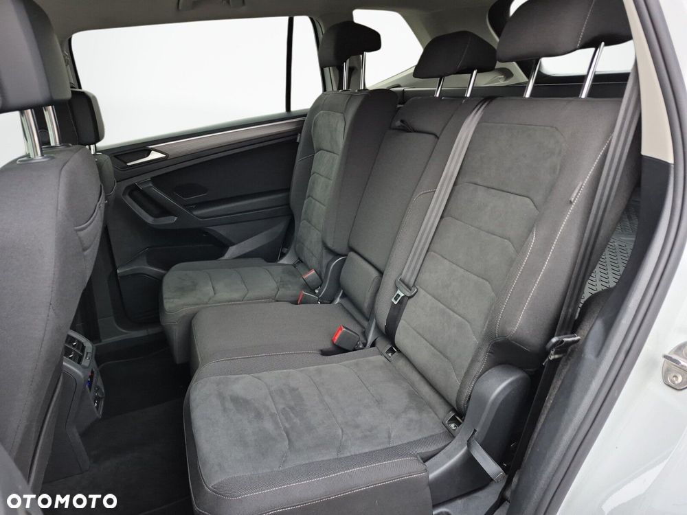 Volkswagen Tiguan Allspace 2.0 TSI 4Mot Elegance DSG - 29