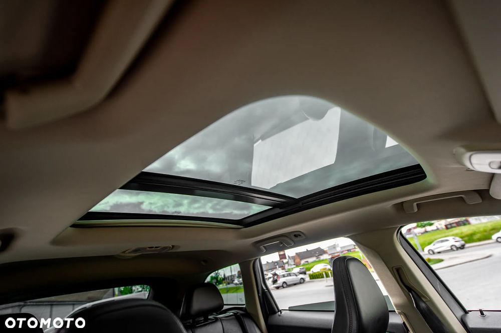 Volvo XC 60 - 33