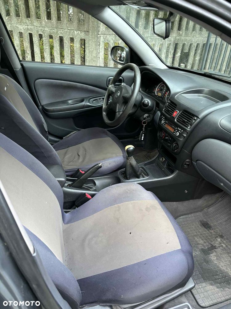 Nissan Almera 1.5 dCi visia - 11