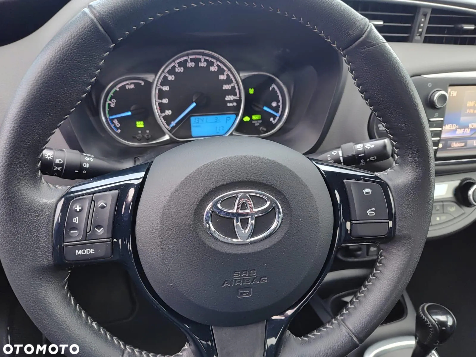 Toyota Yaris Hybrid 1.5 VVT-i Comfort - 8