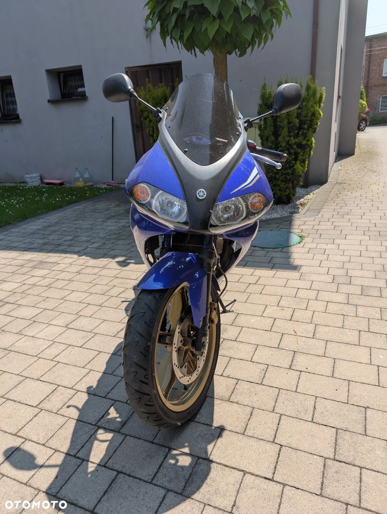 Yamaha TZR - 7