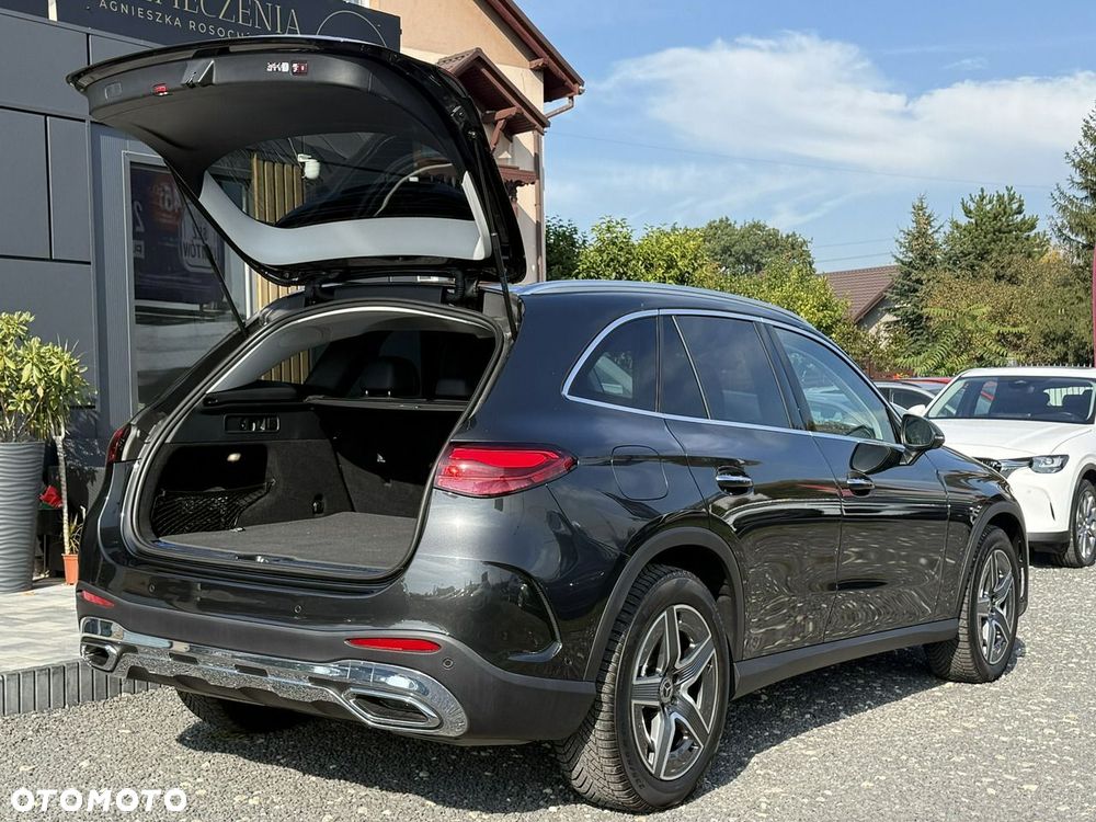 Mercedes-Benz GLC - 37