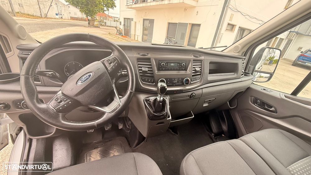 Ford Transit - 12