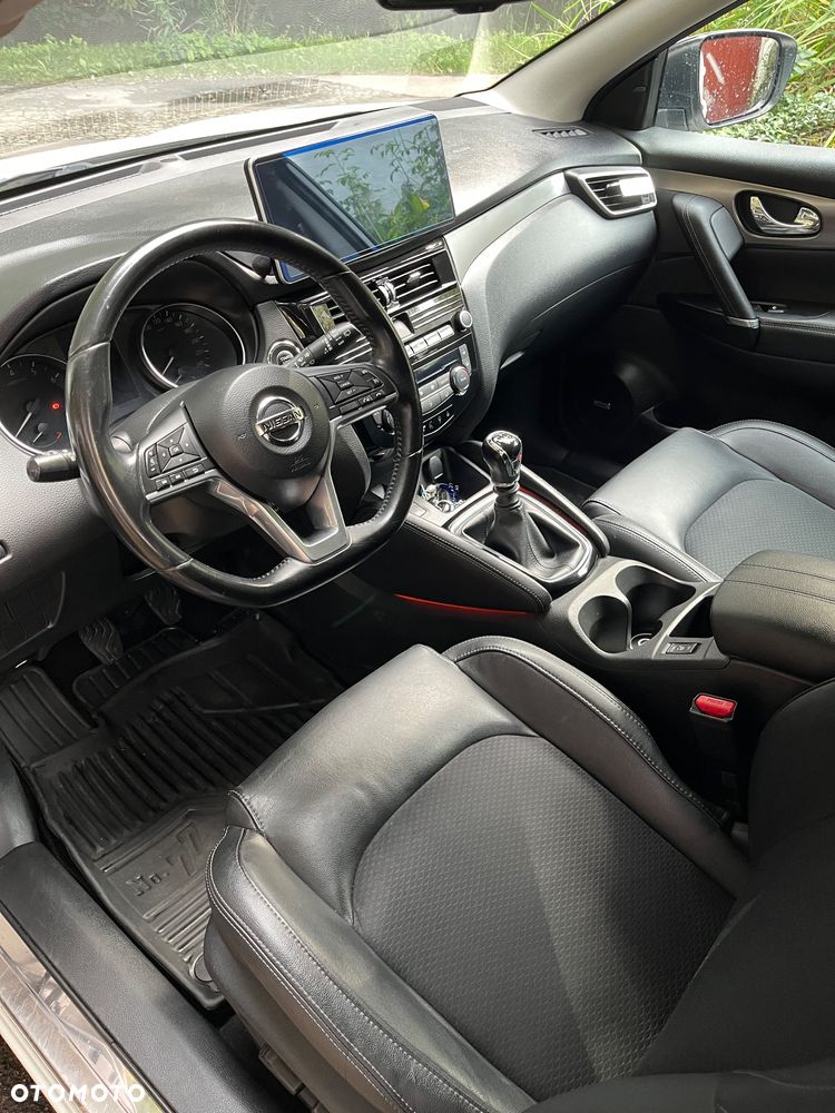 Nissan Qashqai 1.2 DIG-T Tekna EU6 - 18