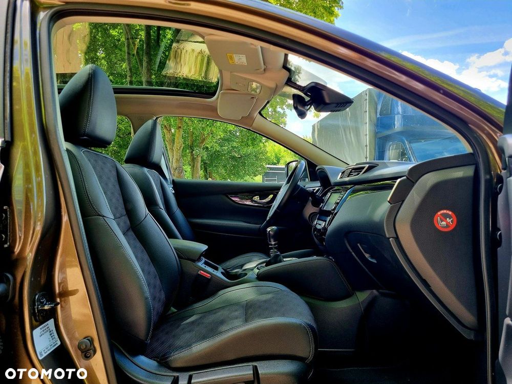 Nissan Qashqai 1.2 DIG-T Tekna - 11