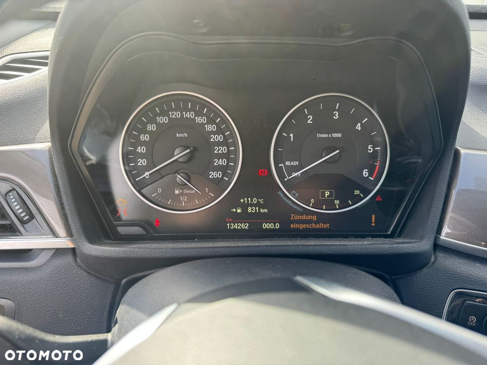 BMW X1 xDrive20d - 8