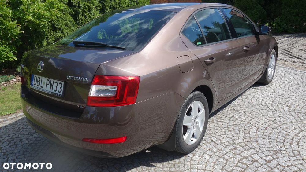 Skoda Octavia 1.4 TSI Ambition - 8