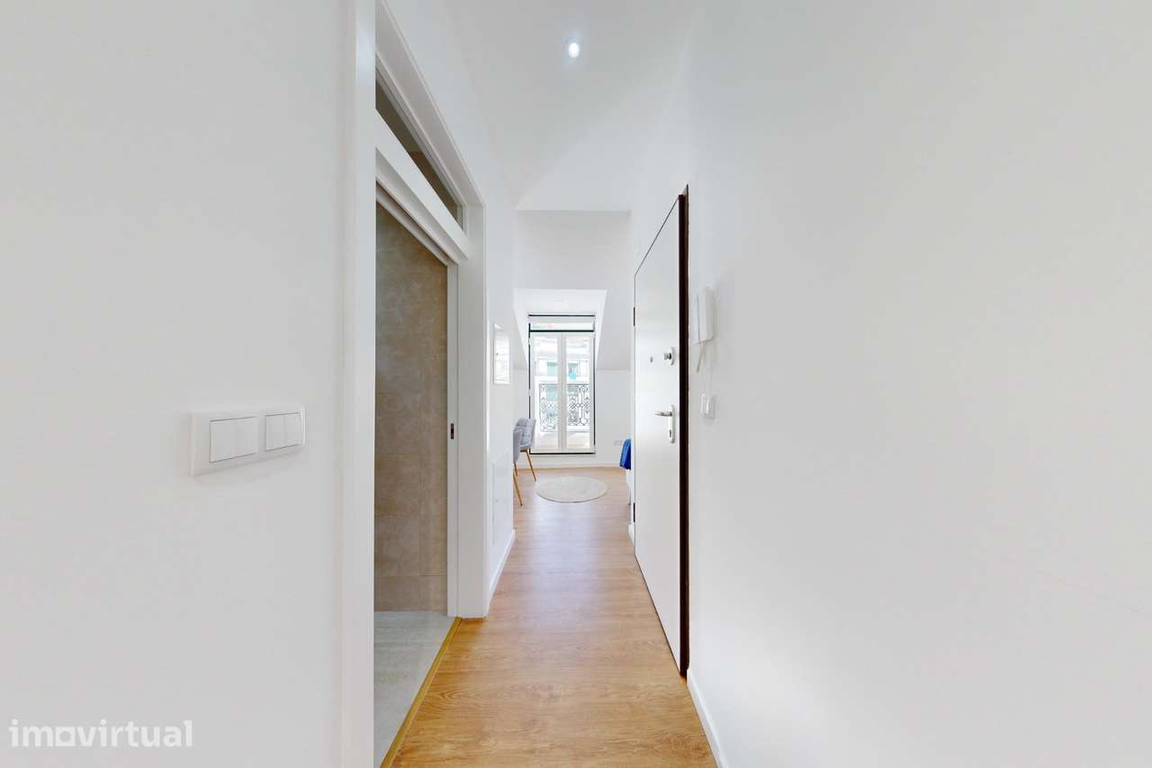 Excelente Apartamento T2 totalmente recuperado, mobilado e... - Grande imagem: 2/24