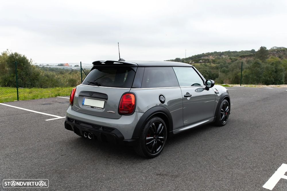 MINI 3 Portas John Cooper Works - 18