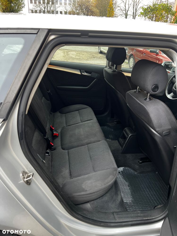 Audi A3 Sportback 1.6 Ambition - 10