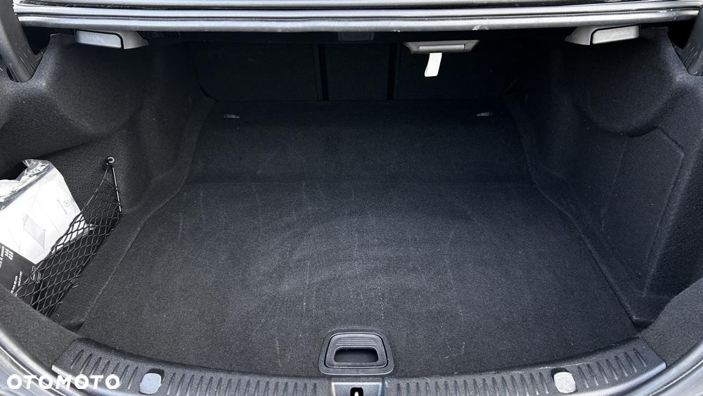 Mercedes-Benz Klasa E - 29