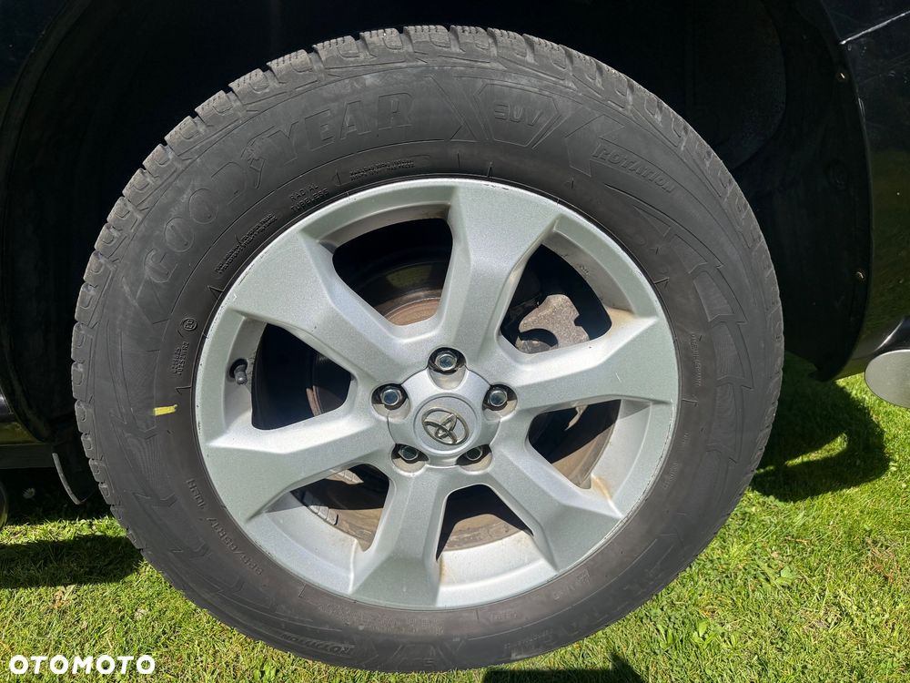 Toyota RAV4 2.0 VVT-i Premium - 8