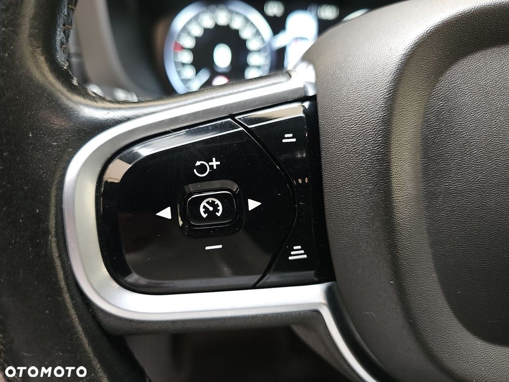 Volvo XC 60 D5 AWD Inscription - 18