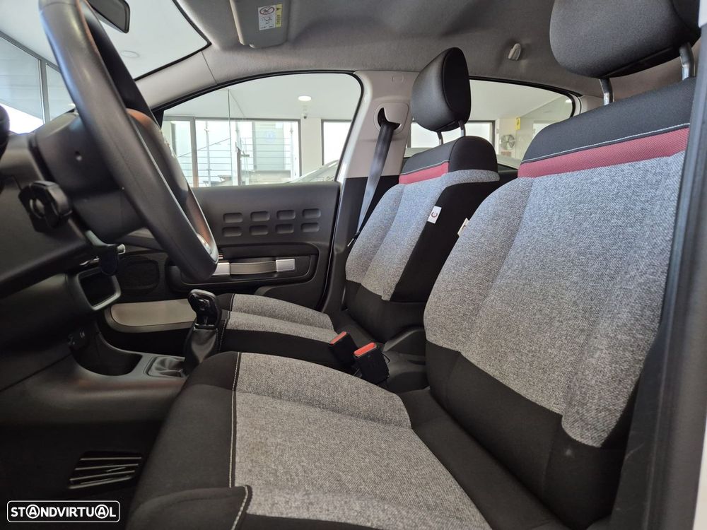 Citroën C3 1.2 PureTech C-Series - 10