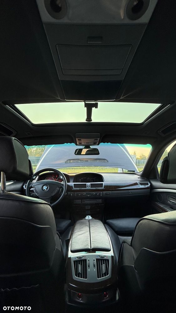 BMW Seria 7 - 22