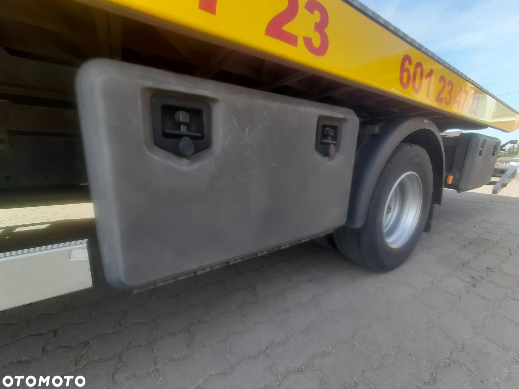 MAN TGL 12.240 - 8