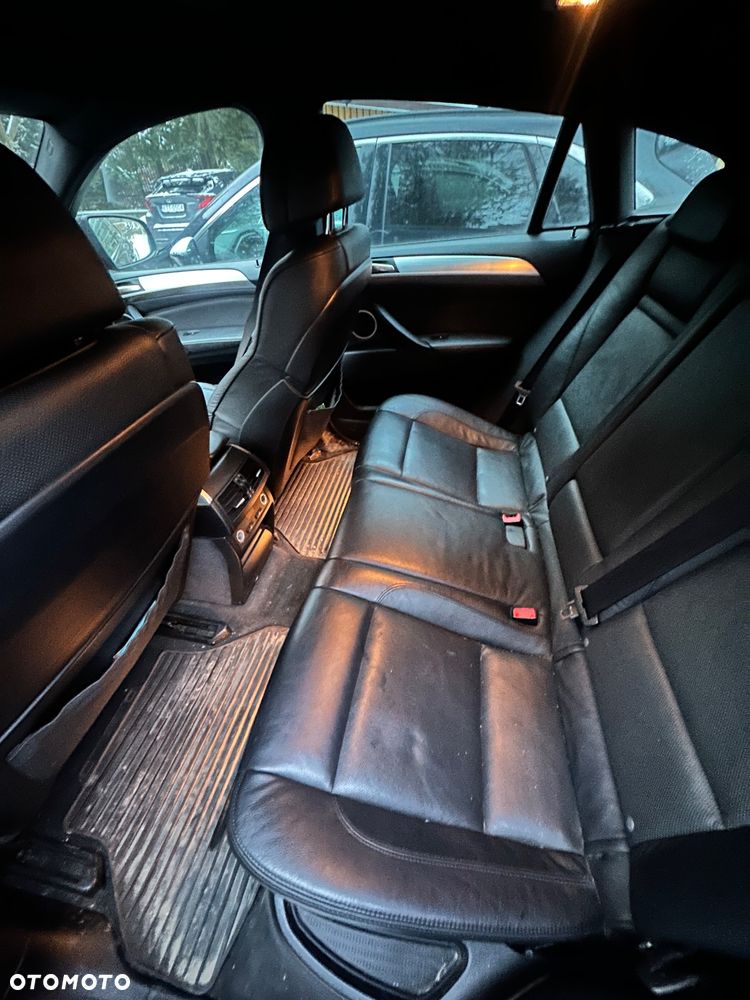BMW X6 - 12