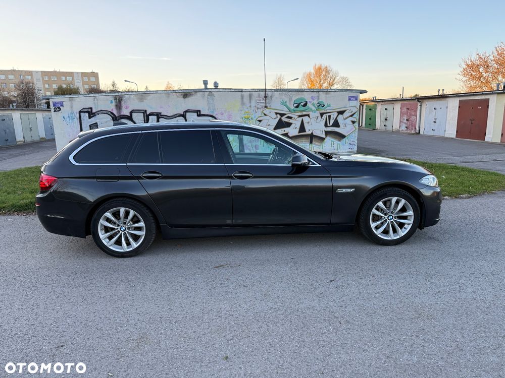 BMW Seria 5 ver-5er-touring-luxury-line - 5