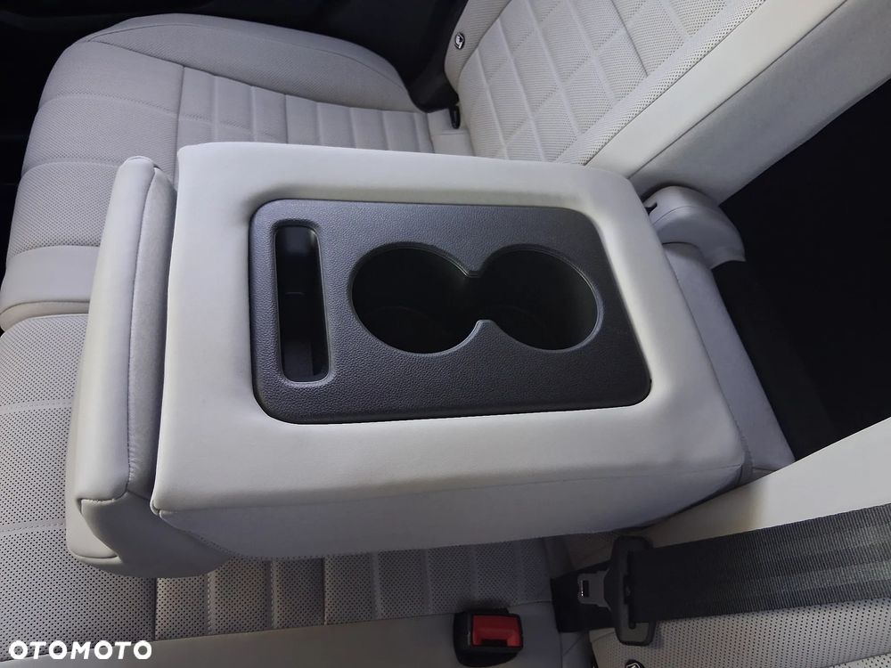 Renault Espace ver-1-2-e--tech-full-hybrid-200-iconic-mmt-5os - 22