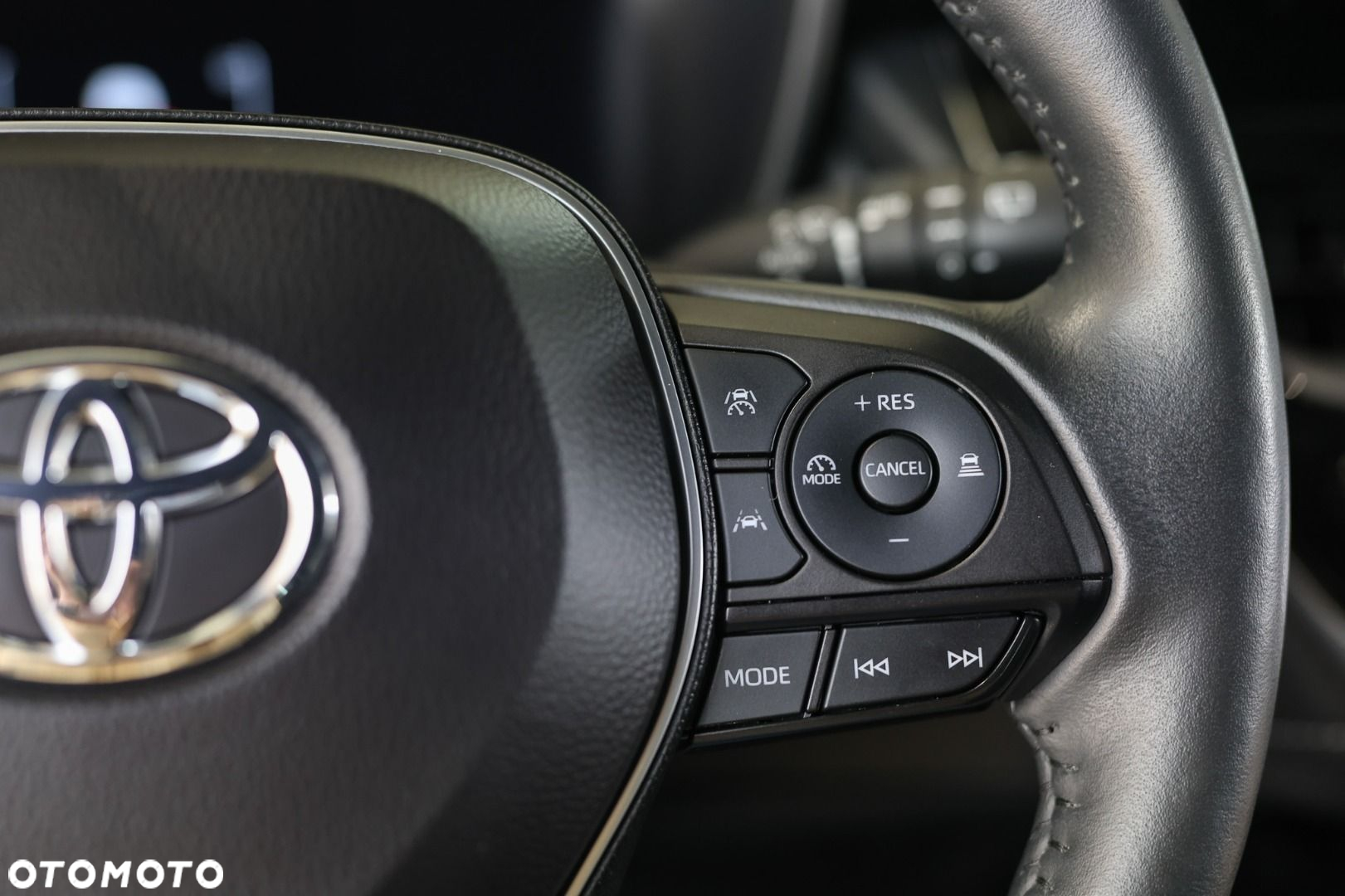 Toyota Corolla - 18