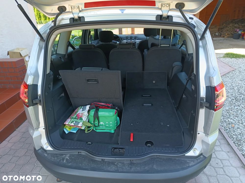 Ford S-Max - 18
