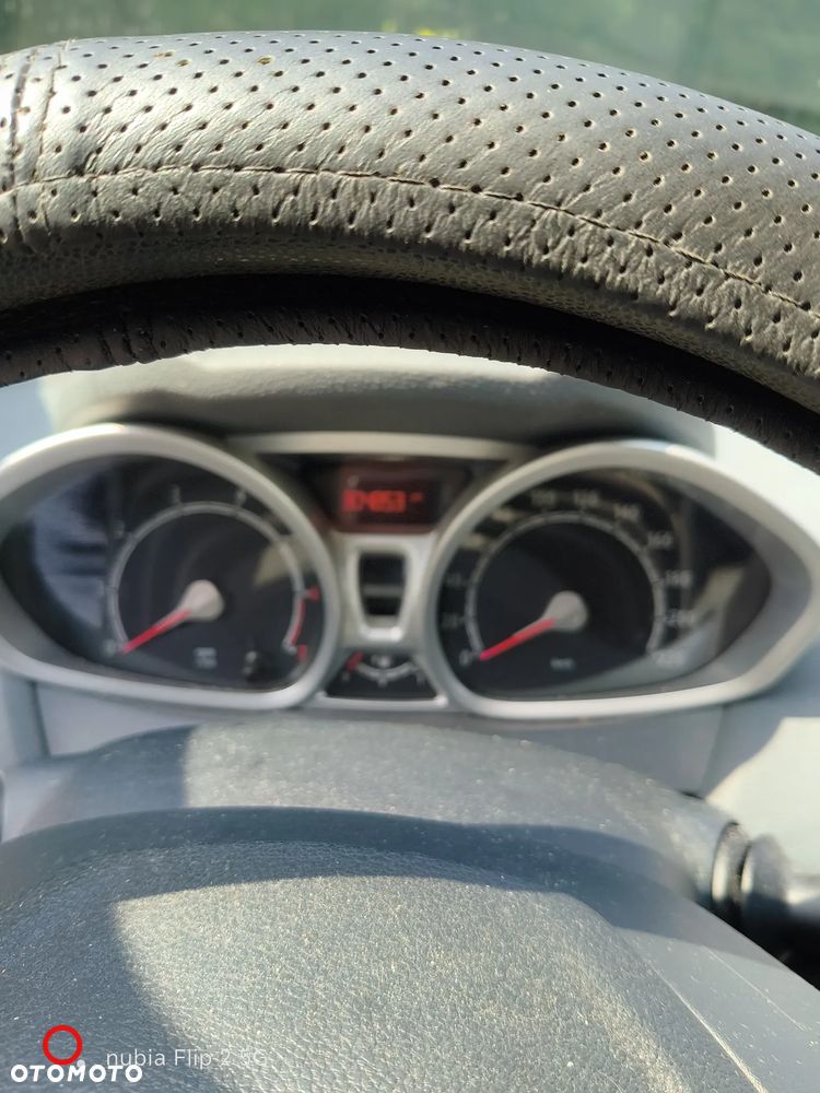 Ford Fiesta 1.25 Titanium - 12