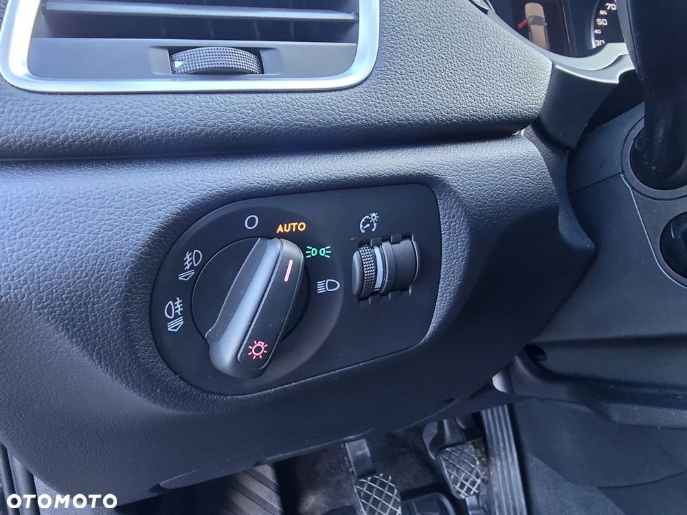 Audi Q3 2.0 TDI Quattro Edycja Specjalna - 17