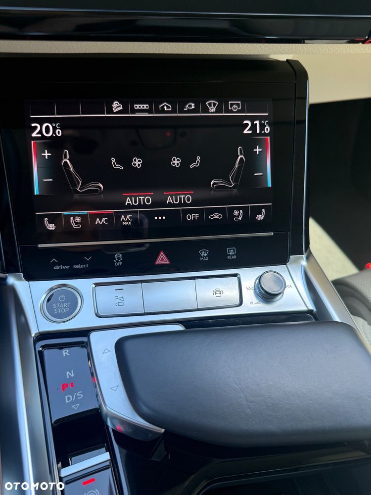 Audi e-tron 55 Quattro S Line - 9