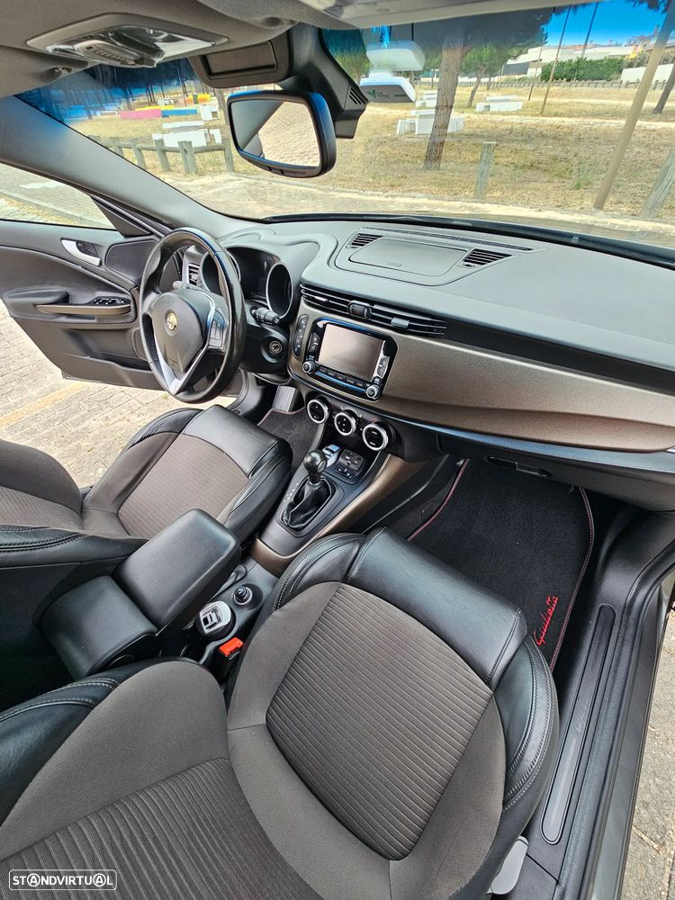 Alfa Romeo Giulietta 2.0 JTDM Exclusive TCT - 20