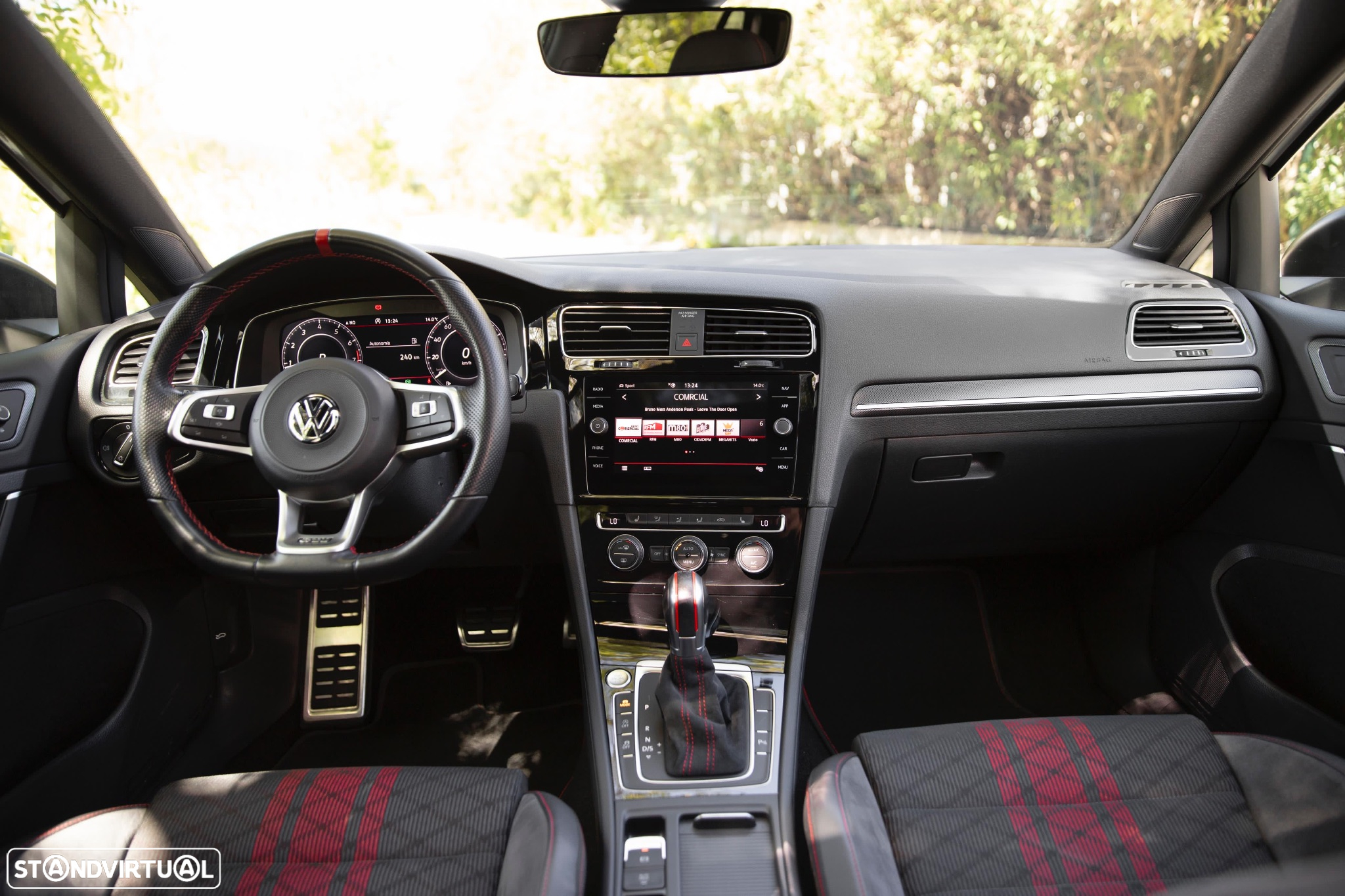 VW Golf 2.0 TSI GTi TCR DSG - 18