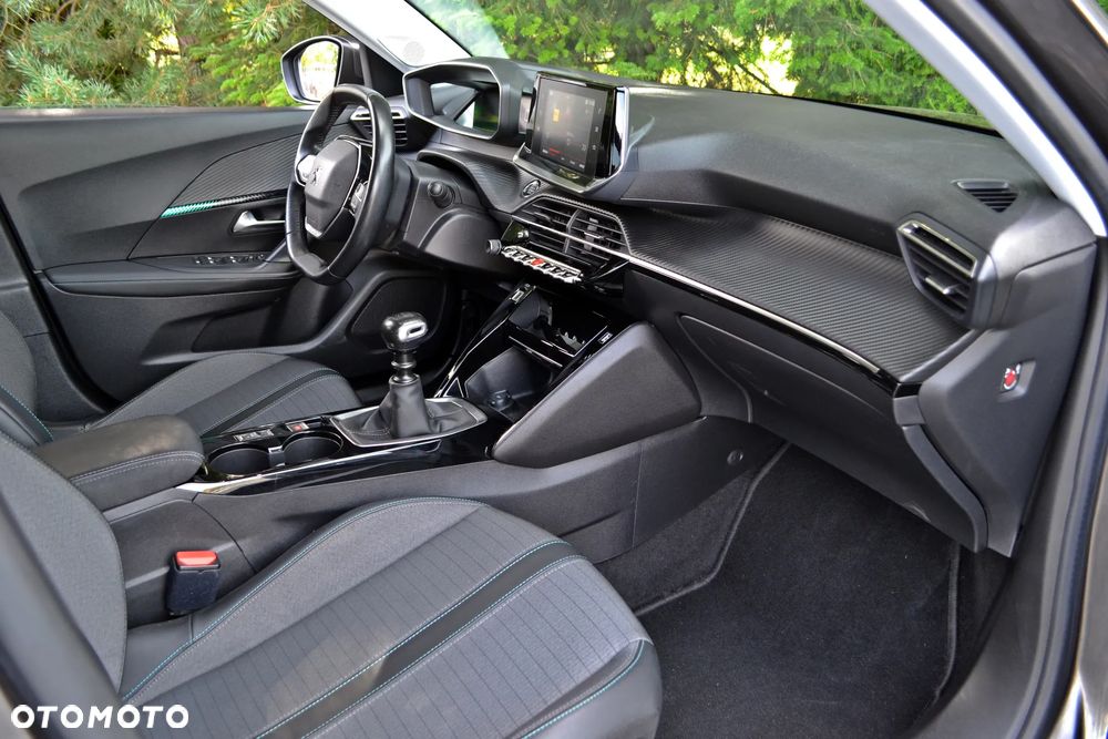 Peugeot 2008 - 25