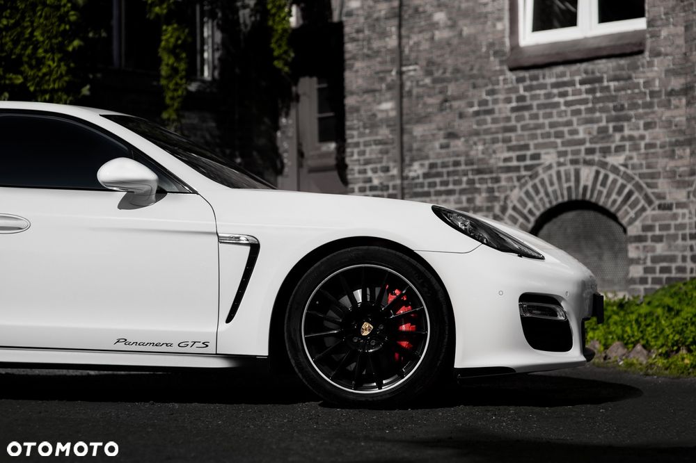 Porsche Panamera - 2