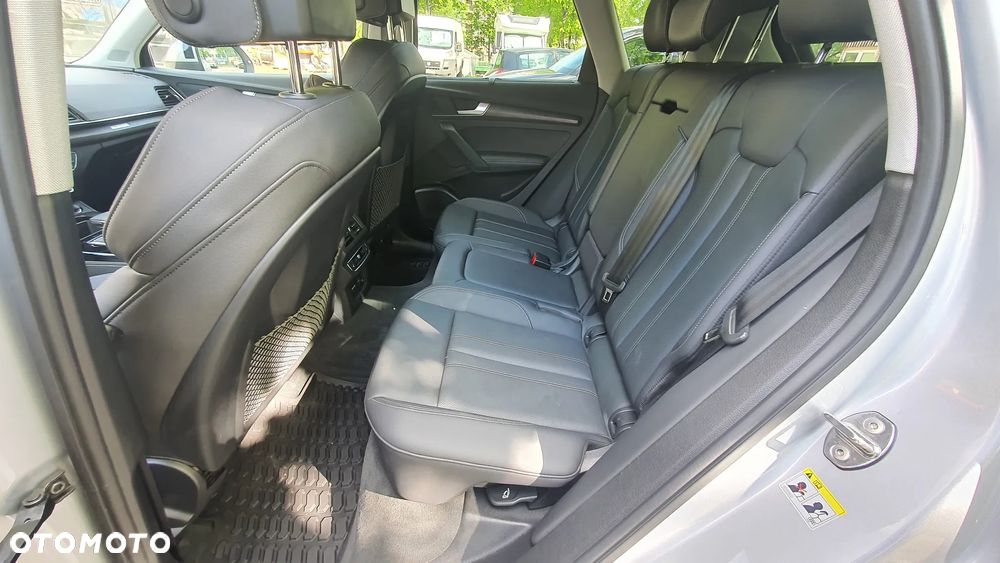 Audi Q5 45 TFSI quattro S tronic S line business - 2