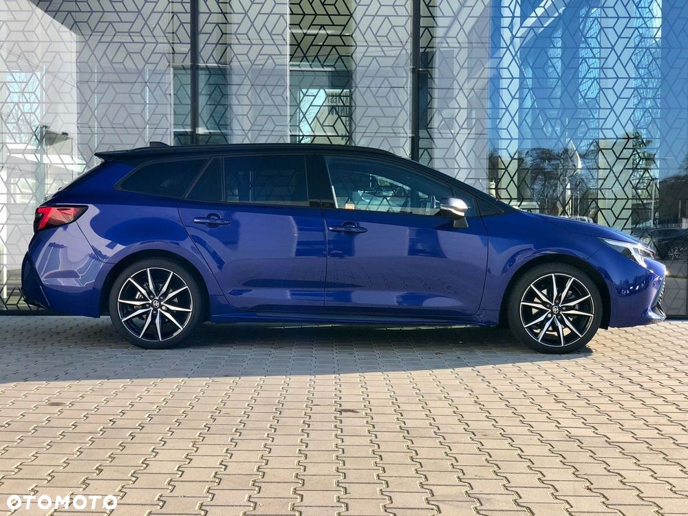 Toyota Corolla 2.0 Hybrid GR Sport Dynamic - 4