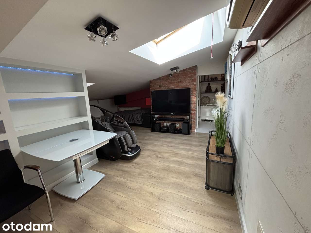 Wyjątkowy cichy apartament 40 m² na poddaszu | klimatyzacja |parking