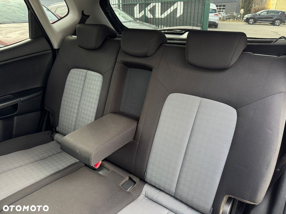 Kia Venga 1.4 M - 12